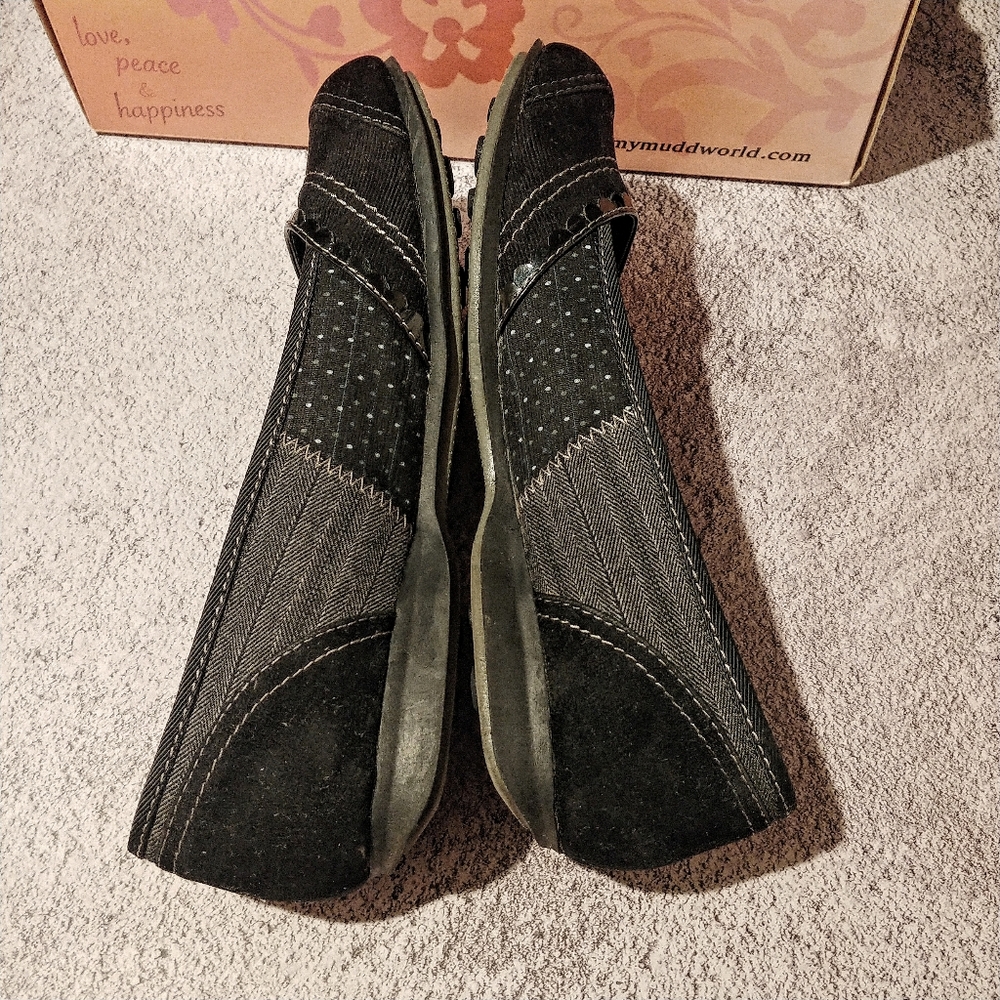 Mudd Casual Flat Black Slip On Black - Size 8M